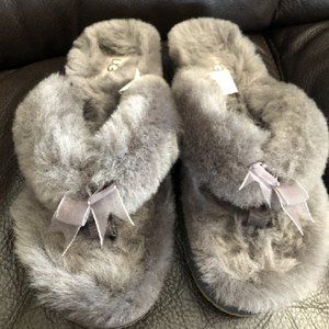UGG Slippers - Grey